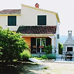 Holiday Nela Holiday home *