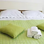 Holiday Nela * Ploce (Dubrovnik-Neretva)